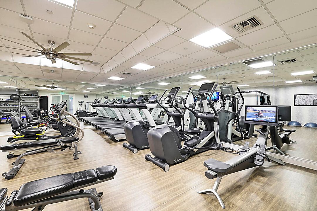 Active With Contract: $1,795,000 (3 beds, 3 baths, 2254 Square Feet)