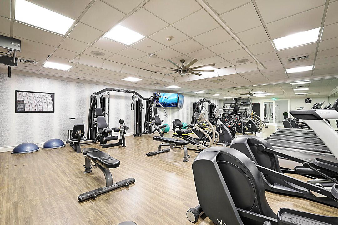 Active With Contract: $1,795,000 (3 beds, 3 baths, 2254 Square Feet)