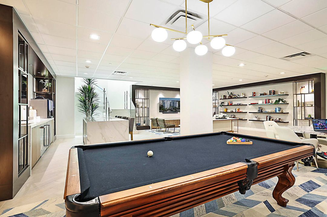 Active With Contract: $1,795,000 (3 beds, 3 baths, 2254 Square Feet)