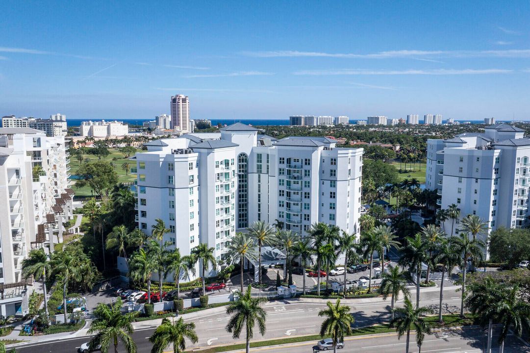 Active With Contract: $1,795,000 (3 beds, 3 baths, 2254 Square Feet)