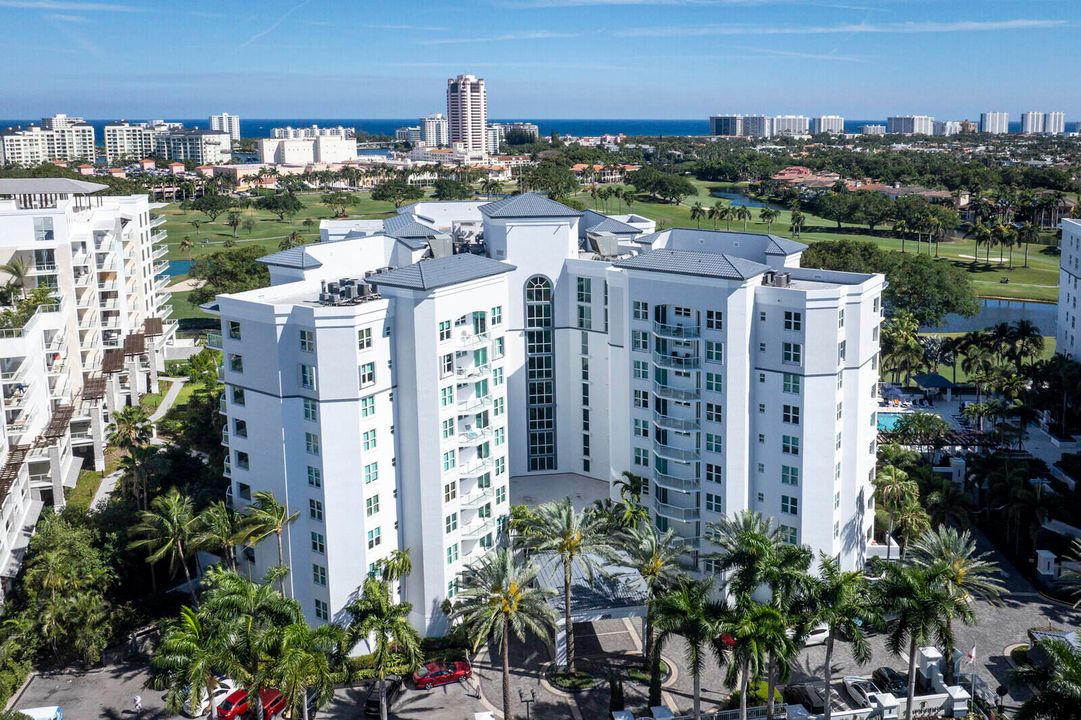 Active With Contract: $1,795,000 (3 beds, 3 baths, 2254 Square Feet)