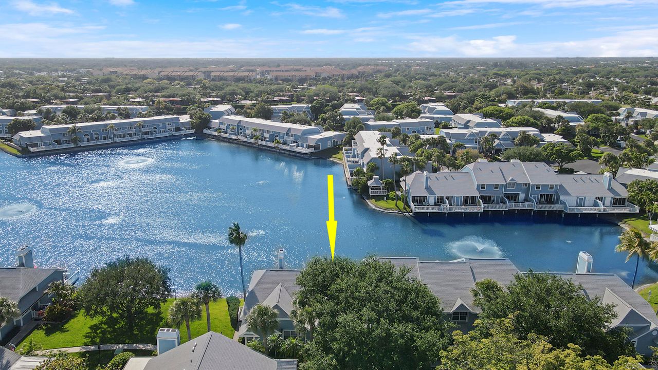 待售: $600,000 (2 贝兹, 2 浴室, 1279 平方英尺)