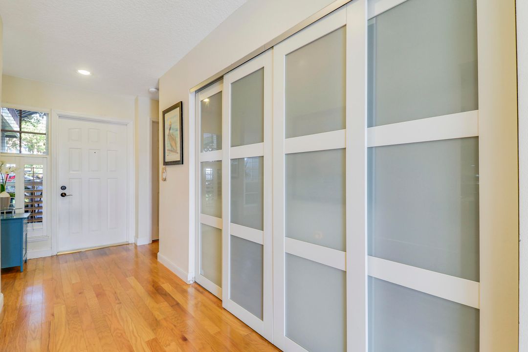 待售: $600,000 (2 贝兹, 2 浴室, 1279 平方英尺)