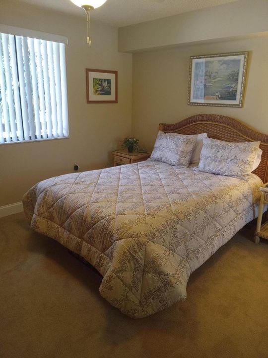 For Rent: $5,500 (2 beds, 2 baths, 1385 Square Feet)