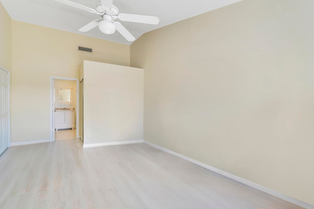 待售: $600,000 (2 贝兹, 2 浴室, 1279 平方英尺)