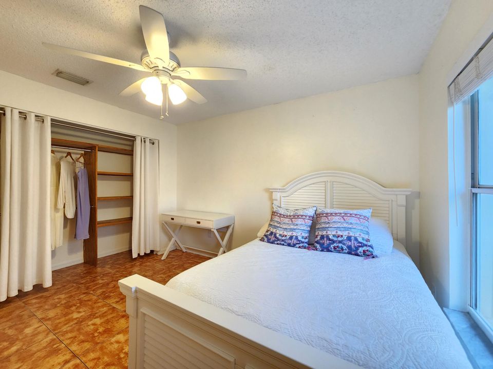 For Sale: $689,000 (3 beds, 2 baths, 1937 Square Feet)