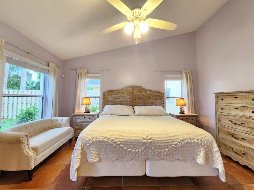 For Sale: $689,000 (3 beds, 2 baths, 1937 Square Feet)