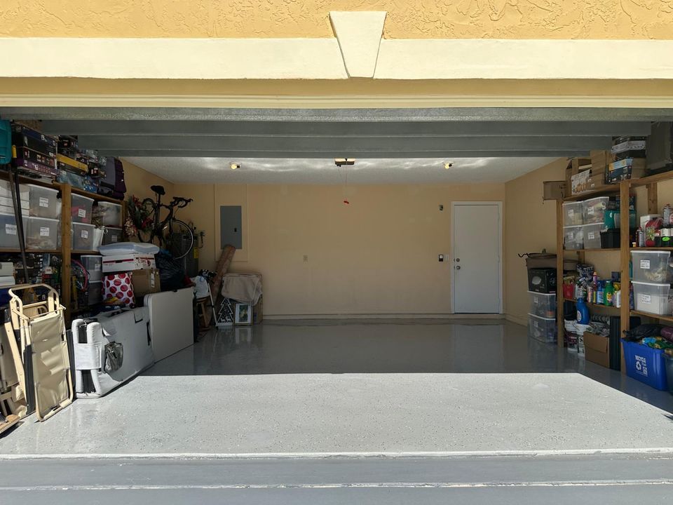 For Sale: $689,000 (3 beds, 2 baths, 1937 Square Feet)