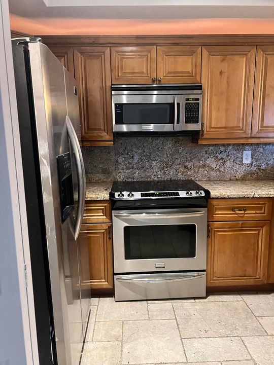 Activo con contrato: $479,000 (2 camas, 2 baños, 1140 Pies cuadrados)