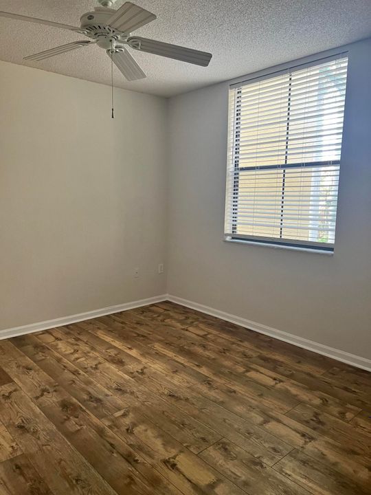 Activo con contrato: $479,000 (2 camas, 2 baños, 1140 Pies cuadrados)