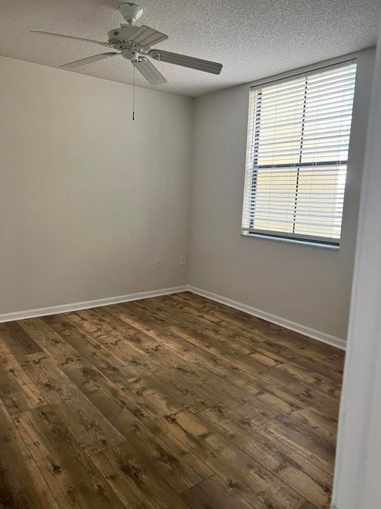 Activo con contrato: $479,000 (2 camas, 2 baños, 1140 Pies cuadrados)