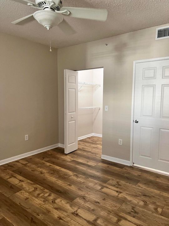 Activo con contrato: $479,000 (2 camas, 2 baños, 1140 Pies cuadrados)