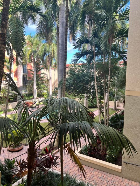 Activo con contrato: $479,000 (2 camas, 2 baños, 1140 Pies cuadrados)