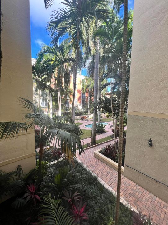 Activo con contrato: $479,000 (2 camas, 2 baños, 1140 Pies cuadrados)