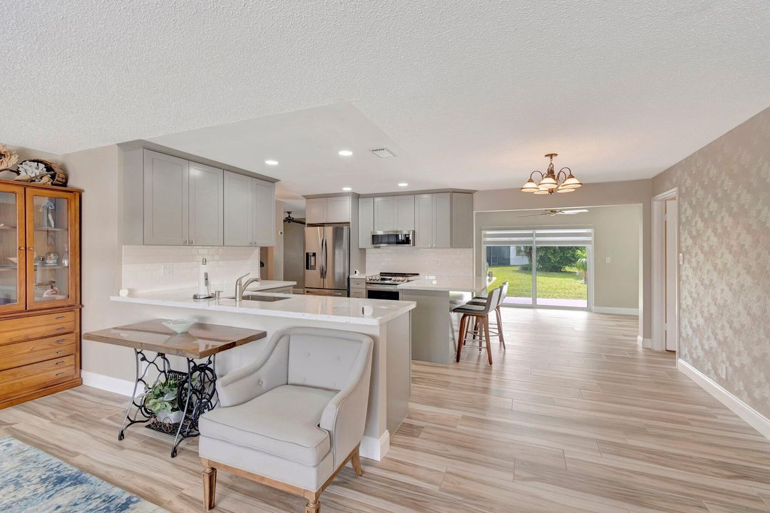 Activo con contrato: $365,000 (2 camas, 2 baños, 1624 Pies cuadrados)