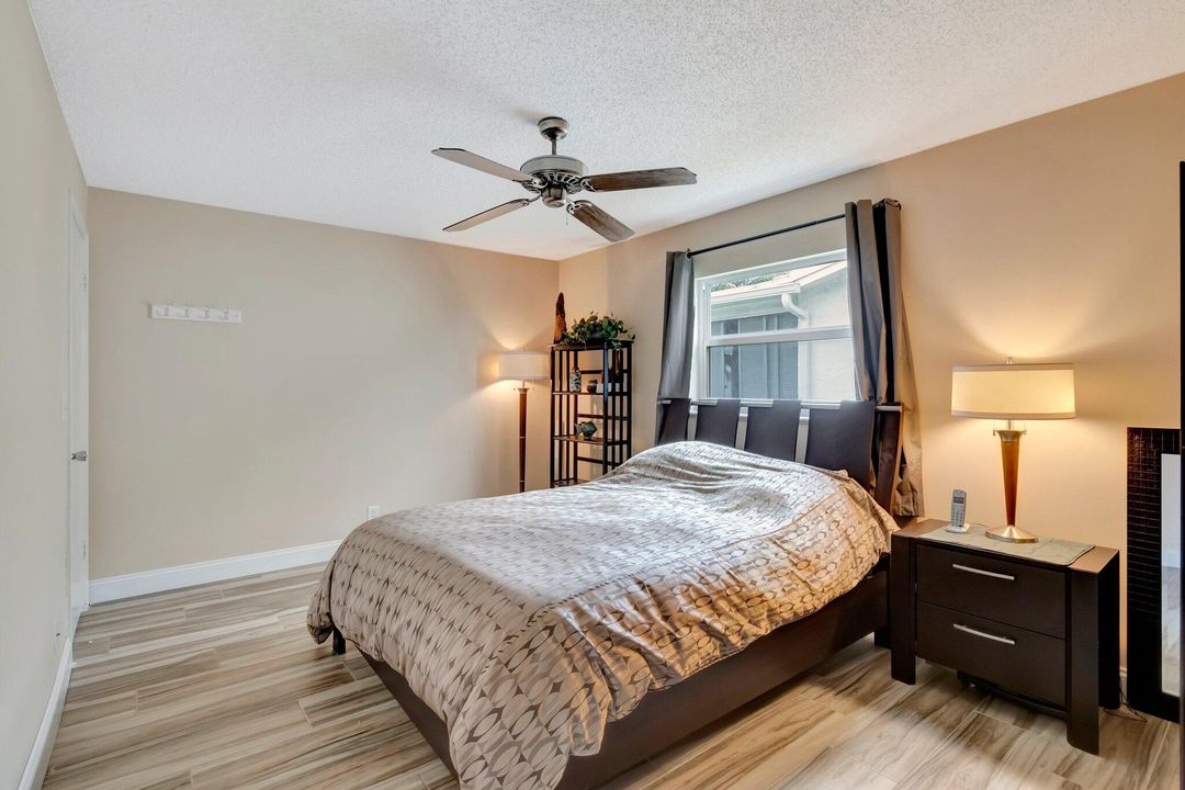 Activo con contrato: $365,000 (2 camas, 2 baños, 1624 Pies cuadrados)