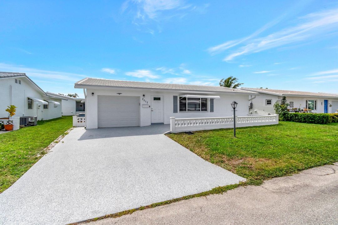 Activo con contrato: $365,000 (2 camas, 2 baños, 1624 Pies cuadrados)