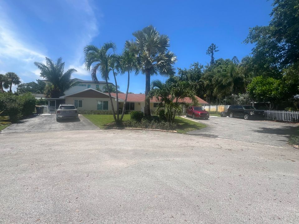 Vendido Recientemente: $1,550,000 (0 camas, 0 baños, 2580 Pies cuadrados)