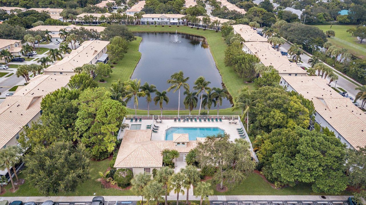 待售: $376,500 (2 贝兹, 2 浴室, 1233 平方英尺)