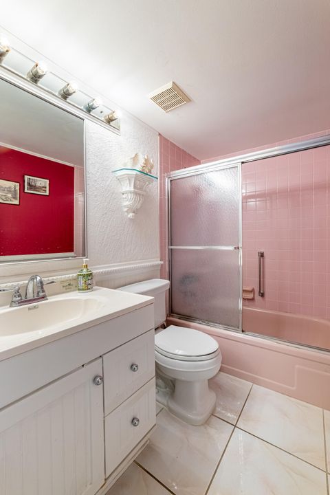 En Venta: $255,000 (2 camas, 2 baños, 1500 Pies cuadrados)