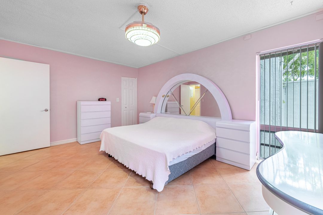 En Venta: $255,000 (2 camas, 2 baños, 1500 Pies cuadrados)