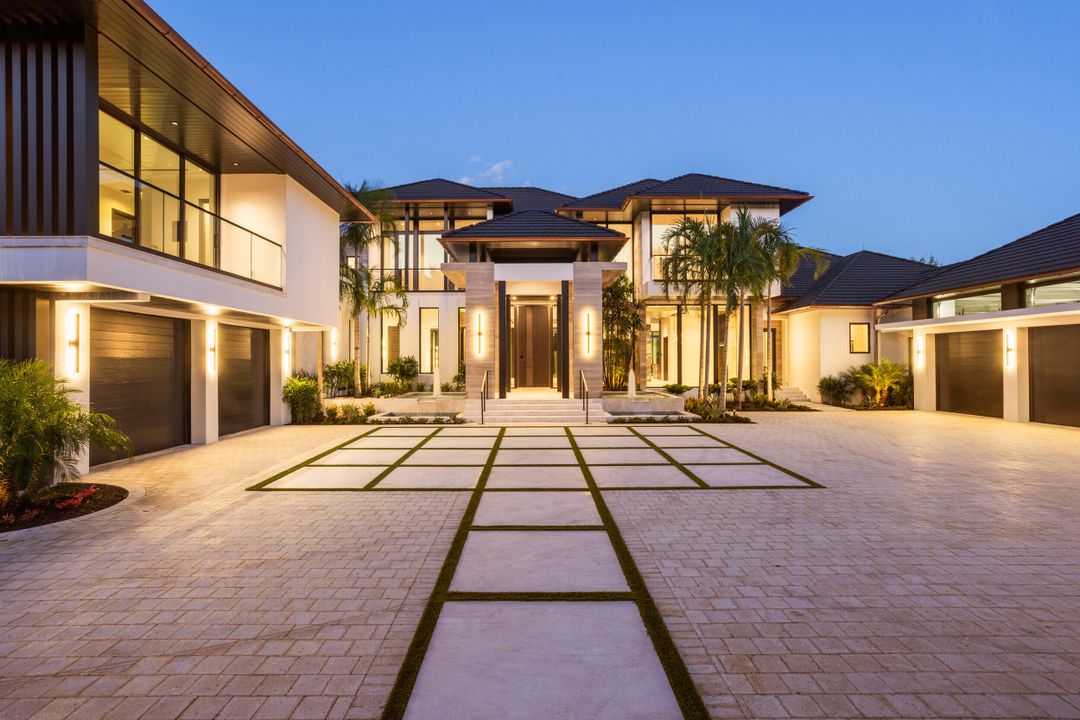 En Venta: $38,500,000 (7 camas, 8 baños, 10706 Pies cuadrados)