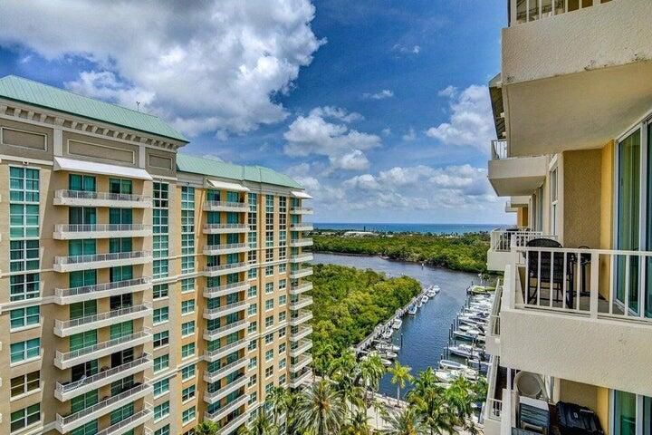 Recently Rented: $2,999 (2 beds, 2 baths, 1129 Square Feet)