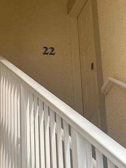 Под контрактом: $2,600 (2 спален, 2 ванн, 1101 Квадратных фут)