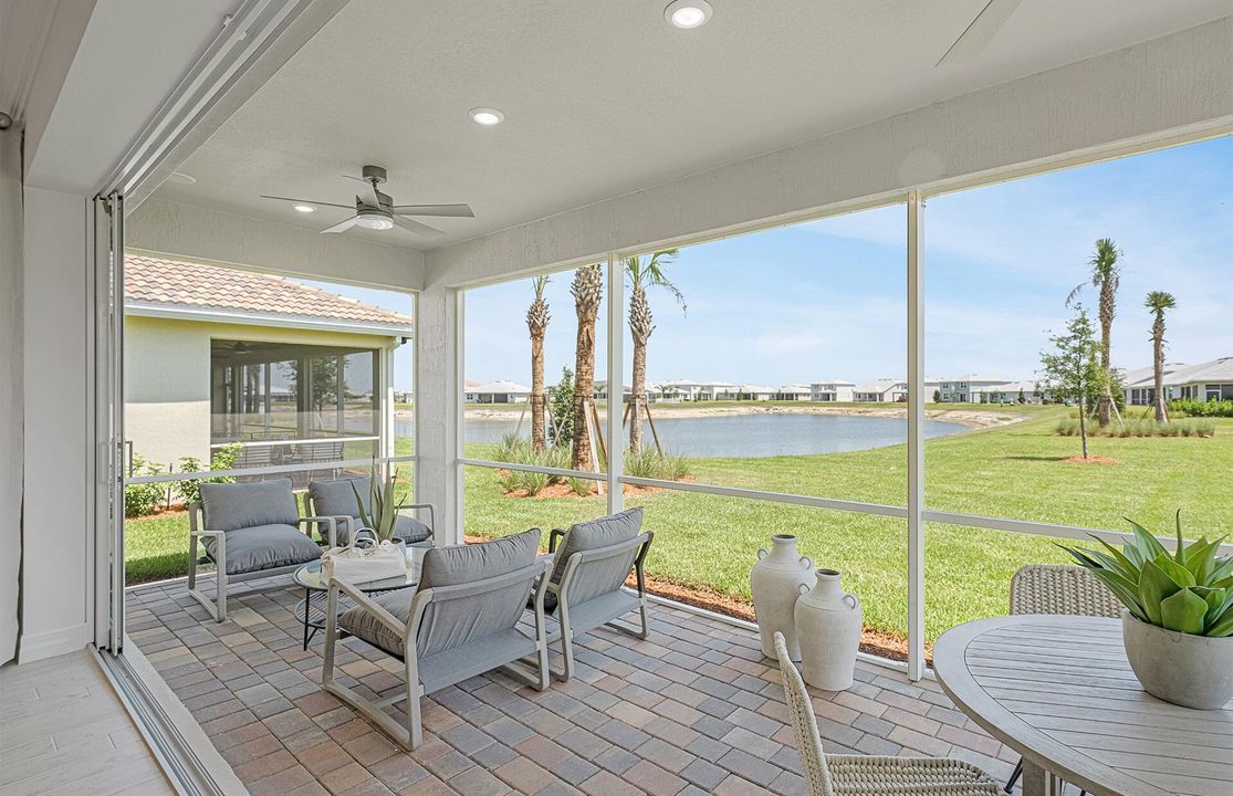 Active With Contract: $803,220 (4 beds, 2 baths, 2894 Square Feet)