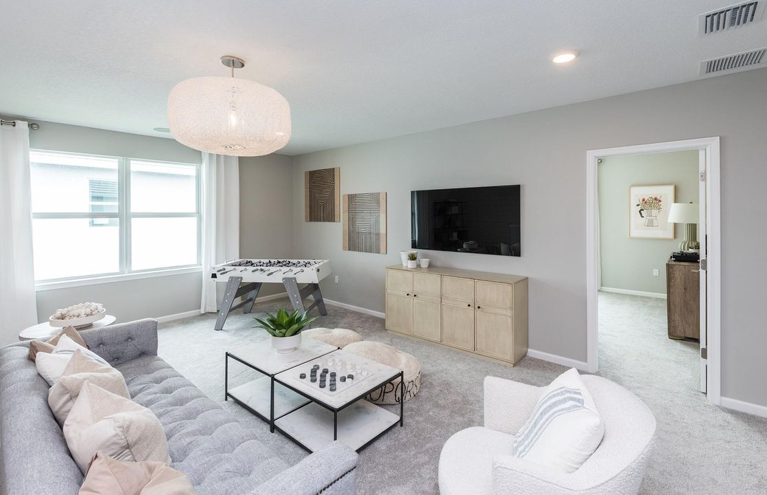 Active With Contract: $803,220 (4 beds, 2 baths, 2894 Square Feet)