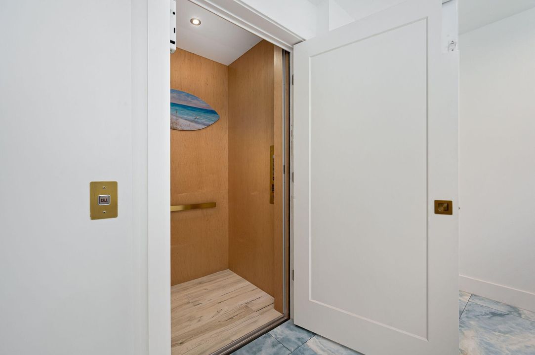 En Venta: $2,950,000 (3 camas, 4 baños, 3016 Pies cuadrados)