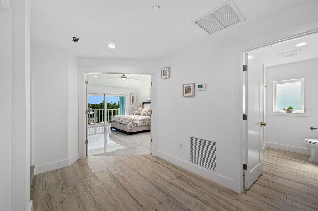 En Venta: $2,950,000 (3 camas, 4 baños, 3016 Pies cuadrados)