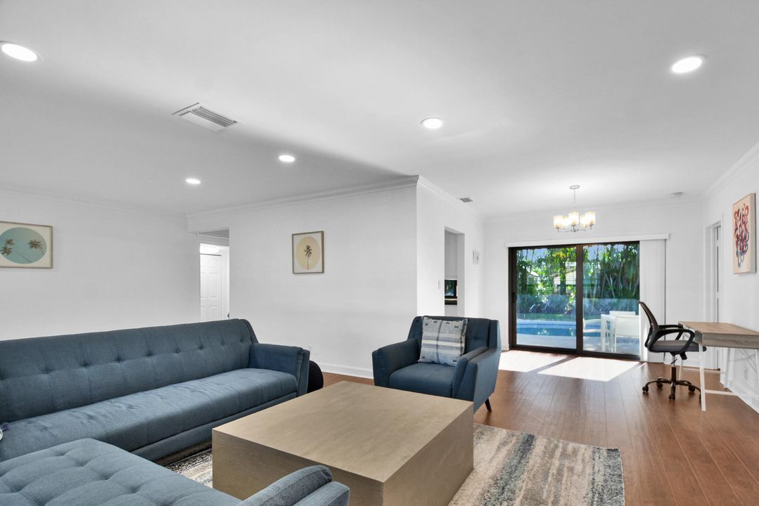 For Sale: $849,000 (4 beds, 3 baths, 1828 Square Feet)