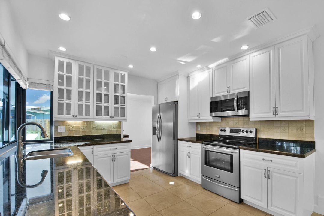 For Sale: $849,000 (4 beds, 3 baths, 1828 Square Feet)