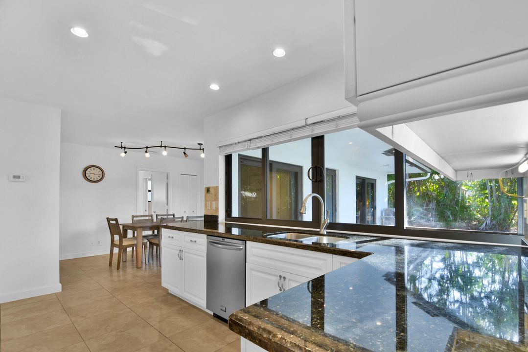 For Sale: $849,000 (4 beds, 3 baths, 1828 Square Feet)