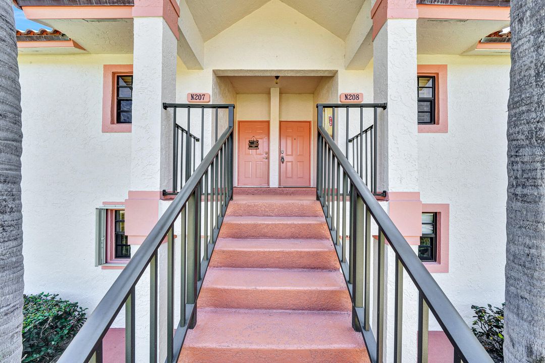 Под контрактом: $314,711 (2 спален, 2 ванн, 938 Квадратных фут)