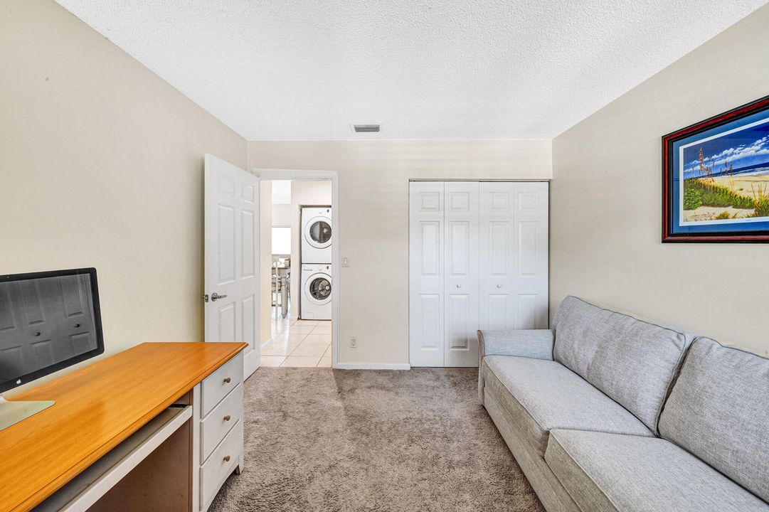 Под контрактом: $314,711 (2 спален, 2 ванн, 938 Квадратных фут)