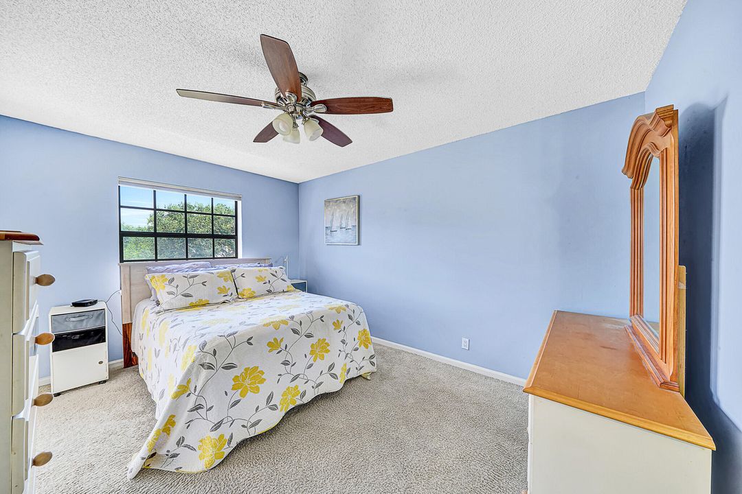 Под контрактом: $314,711 (2 спален, 2 ванн, 938 Квадратных фут)