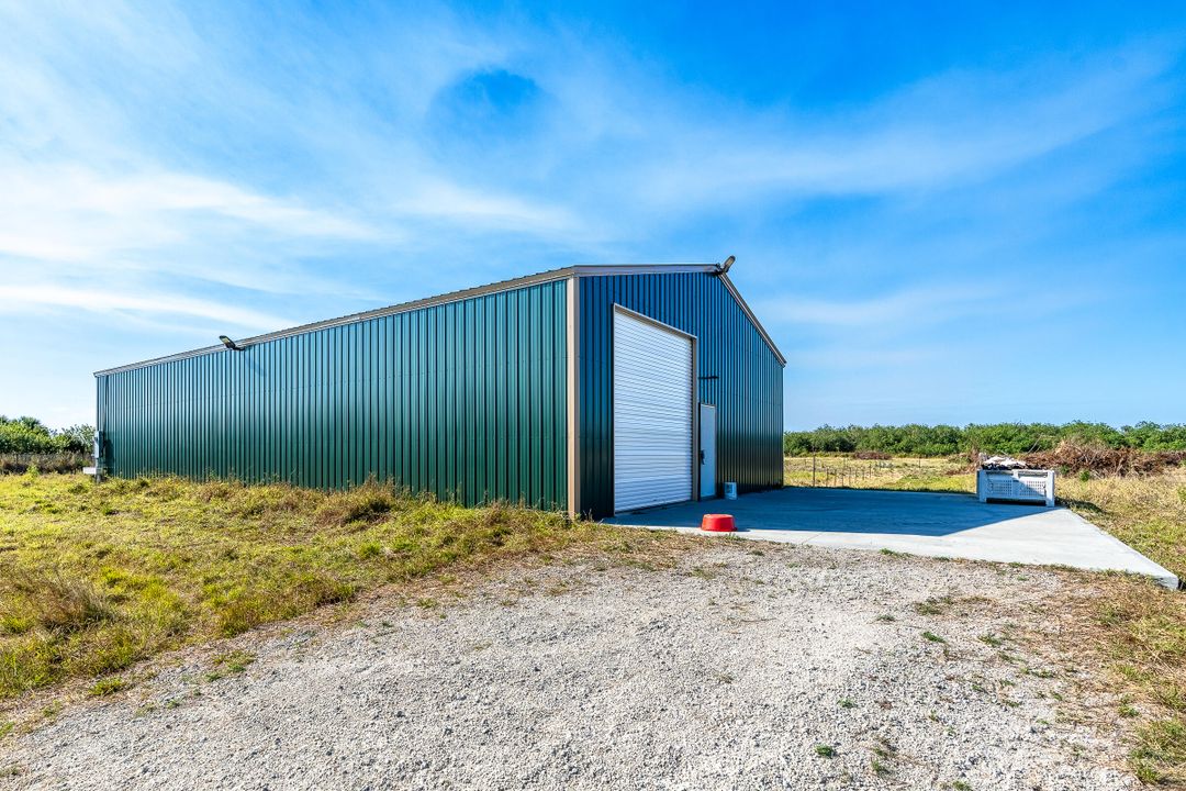 Active With Contract: $400,000 (0 beds, 0 baths, 2600 Square Feet)