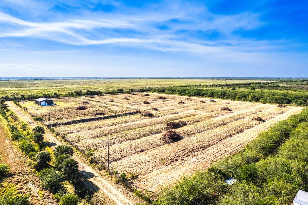 Active With Contract: $400,000 (0 beds, 0 baths, 2600 Square Feet)