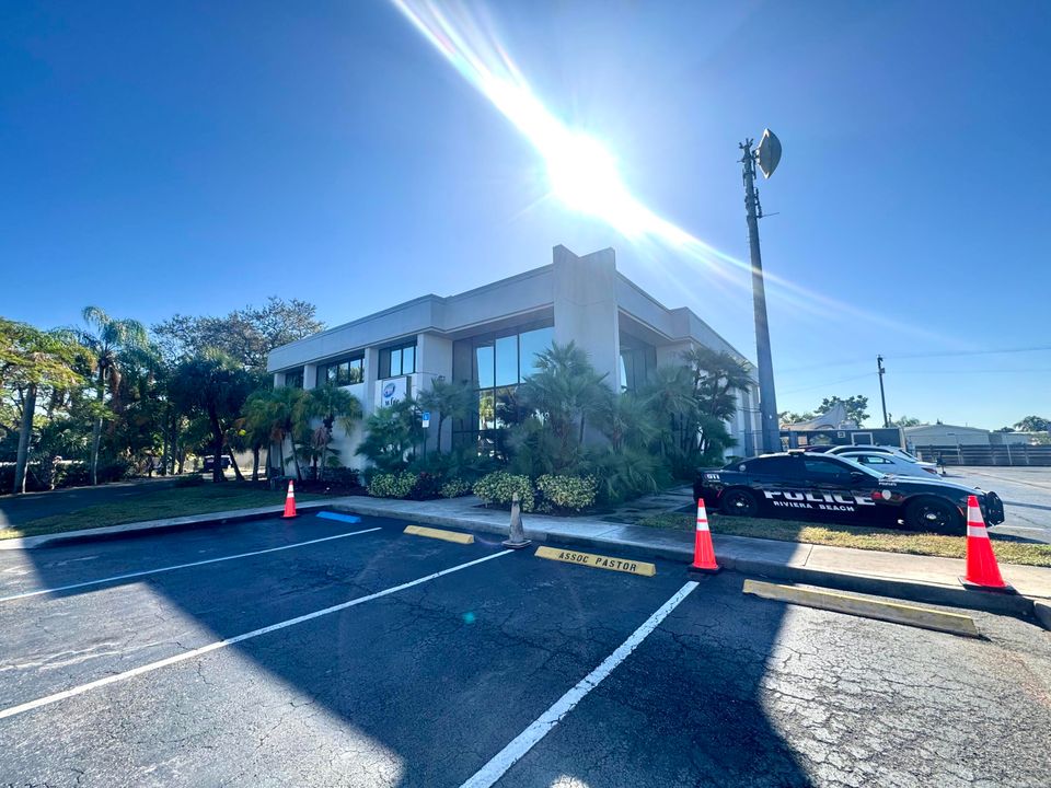 待售: $2,442 (0 贝兹, 0 浴室, 444 平方英尺)