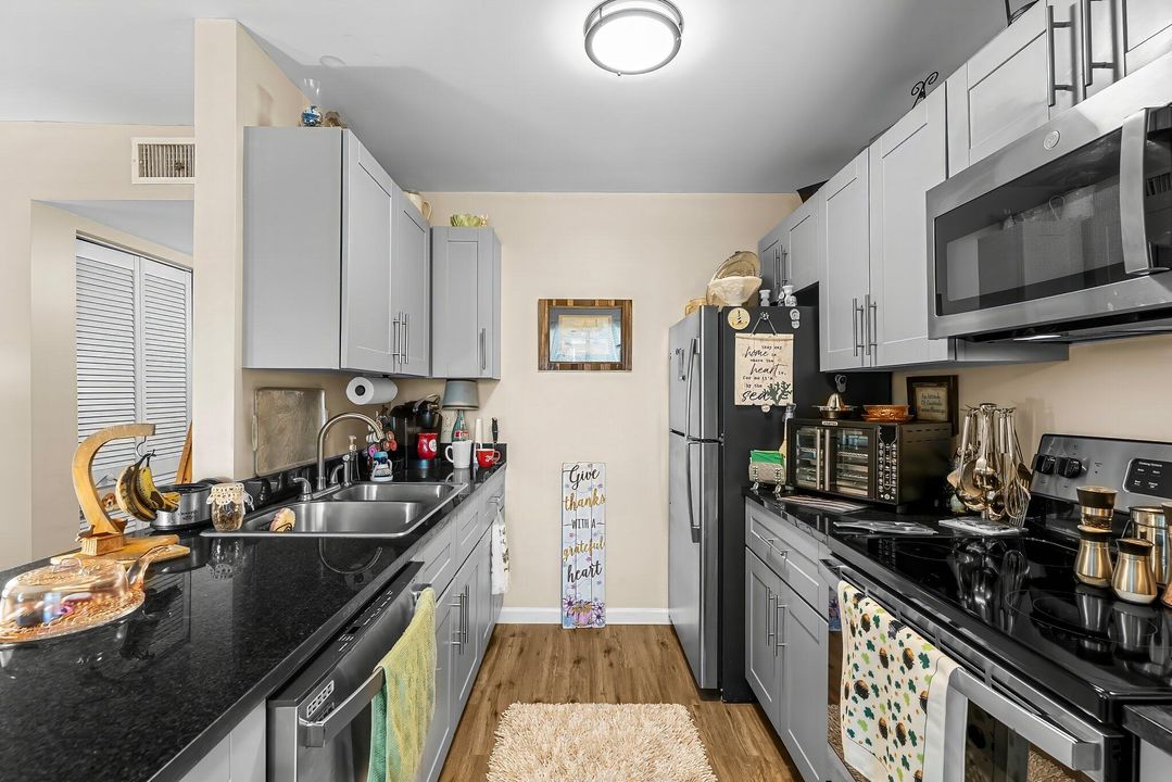 For Sale: $6,197,500 (0 beds, 0 baths, 29796 Square Feet)