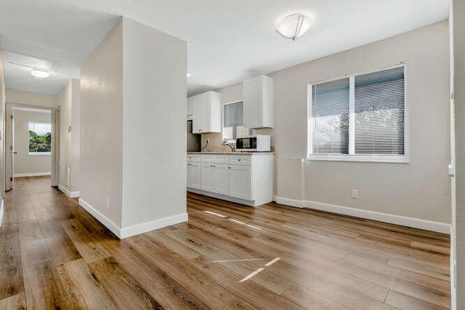 合同活跃: $1,060,000 (0 贝兹, 0 浴室, 2848 平方英尺)