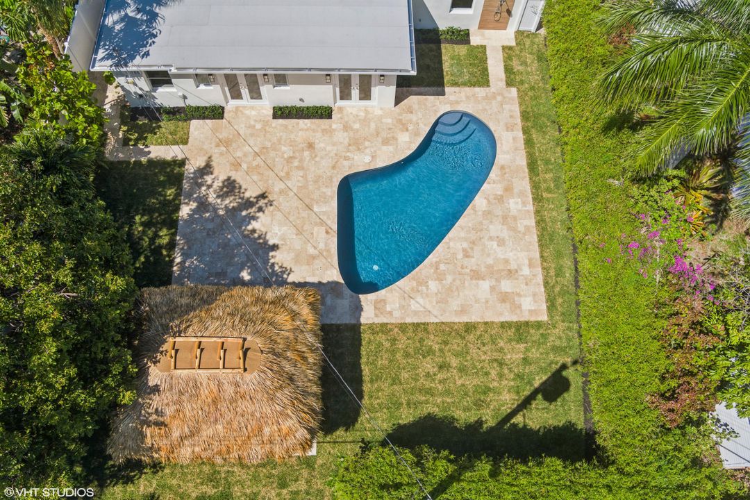 En Venta: $1,375,000 (4 camas, 2 baños, 1844 Pies cuadrados)