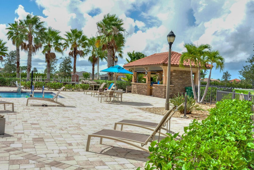 На продажу: $529,900 (3 спален, 2 ванн, 2531 Квадратных фут)