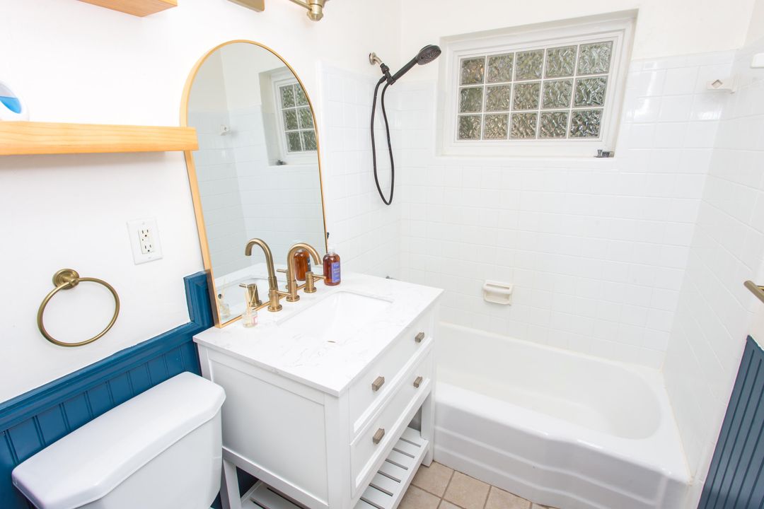 待售: $269,000 (3 贝兹, 1 浴室, 1000 平方英尺)