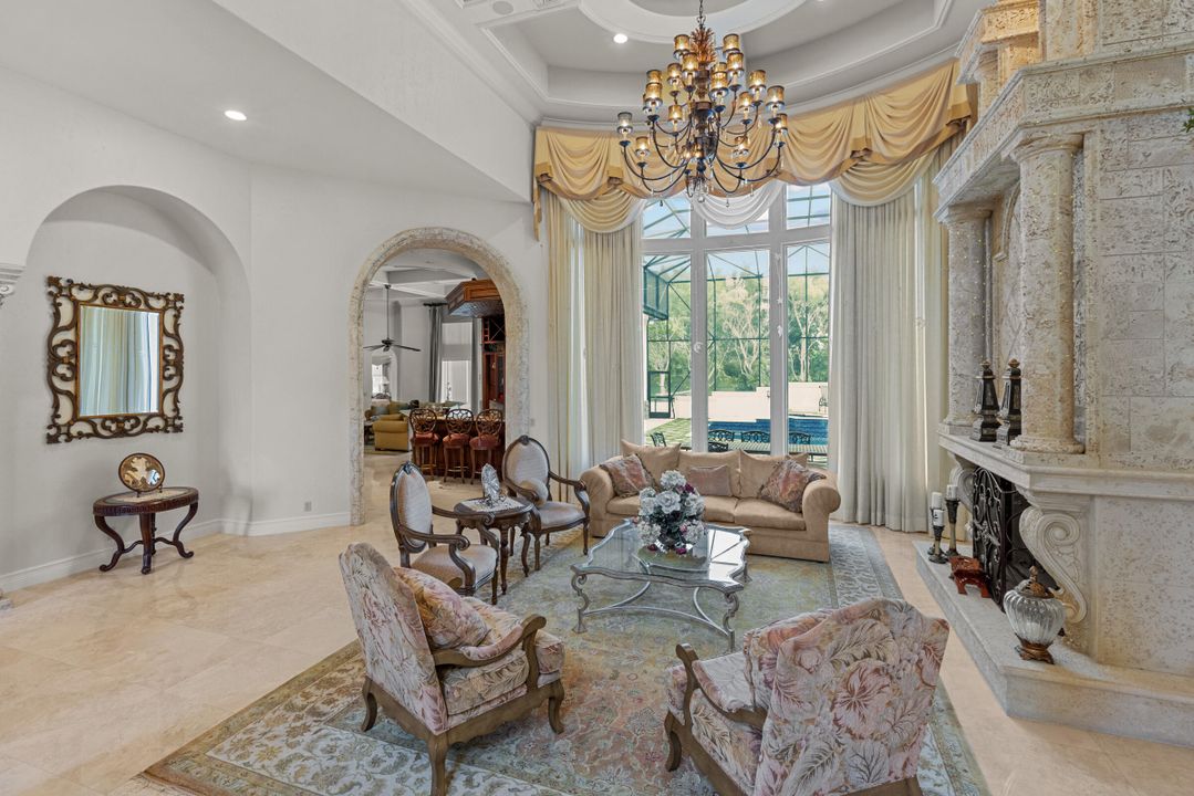 For Sale: $5,400,000 (5 beds, 6 baths, 6901 Square Feet)