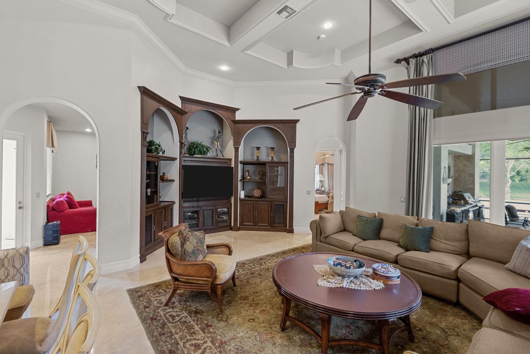 For Sale: $5,400,000 (5 beds, 6 baths, 6901 Square Feet)