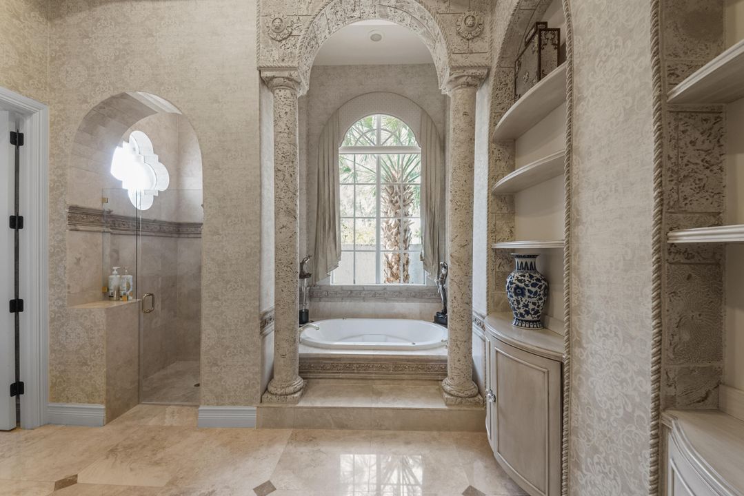 For Sale: $5,400,000 (5 beds, 6 baths, 6901 Square Feet)