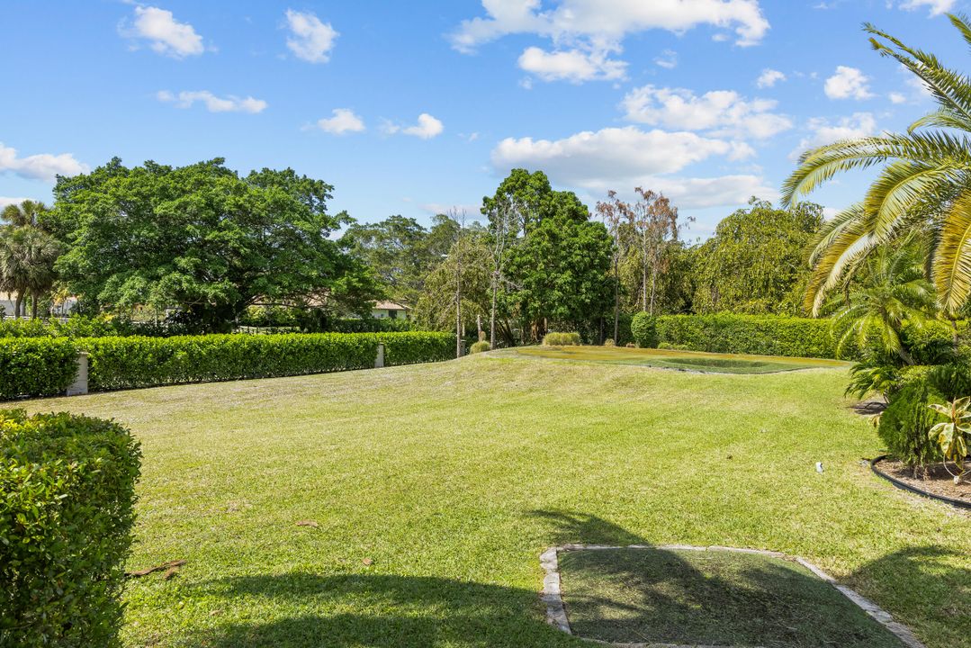 For Sale: $5,400,000 (5 beds, 6 baths, 6901 Square Feet)